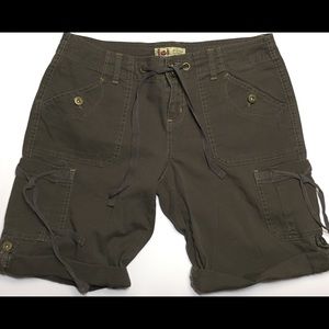 L.E.I. Cargo shorts